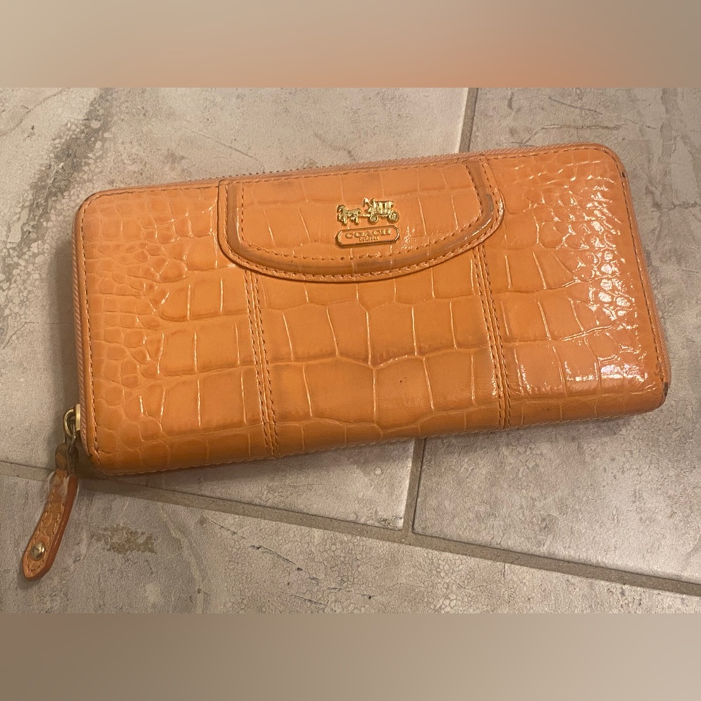 Rare Vtg Coach Croc Zippy Orange Sherbet!